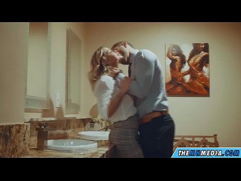 ❤️ Kun povekas blondi viettelee sinut julkisessa vessassa ❤❌ Kova porno at us fi.villagesexvideos.ru ❤